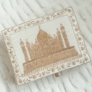 JEWELRY BOX