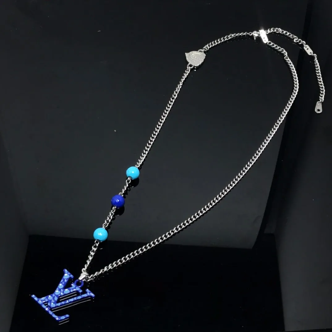 LV Necklaces 033