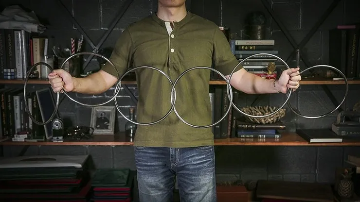 Michael Ammar Linking Rings / 5 Ring Set by Michael Ammar & TCC